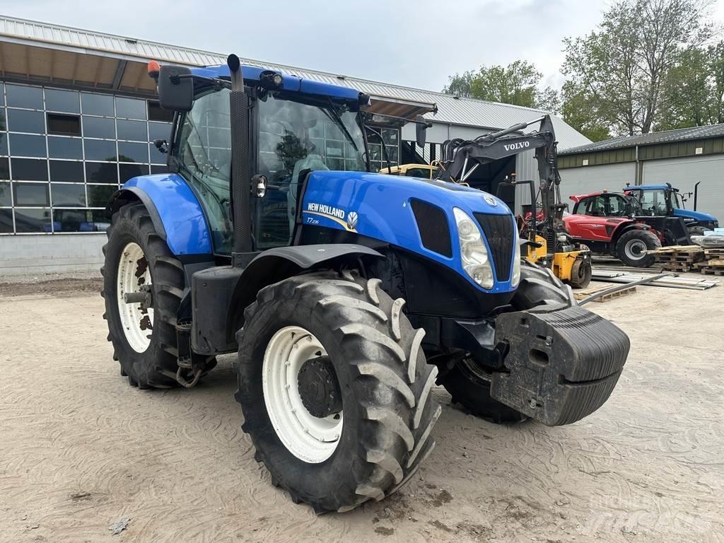 New Holland T7.235 트랙터