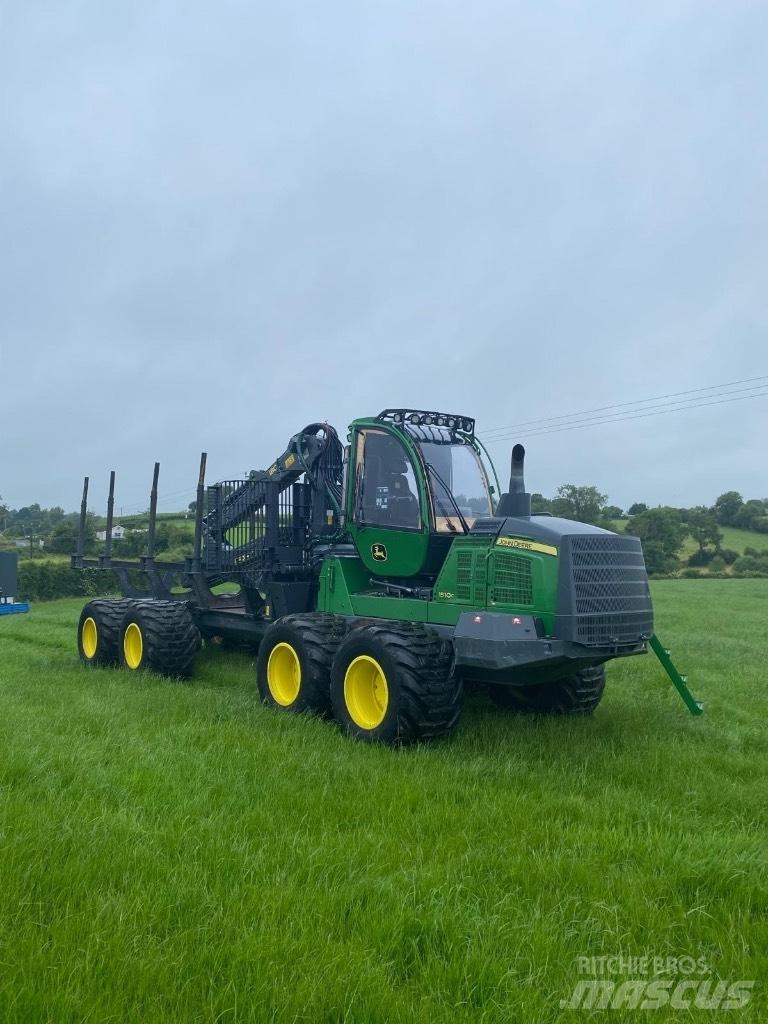 John Deere 1510G 원목 포워더