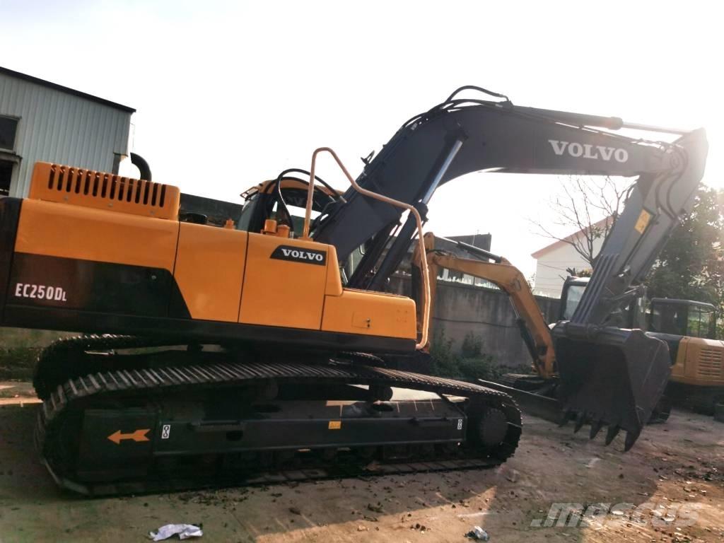 Volvo EC 250 D L 대형 굴삭기 29톤 이상