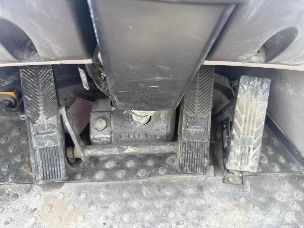 Volvo L 180 G  휠로우더
