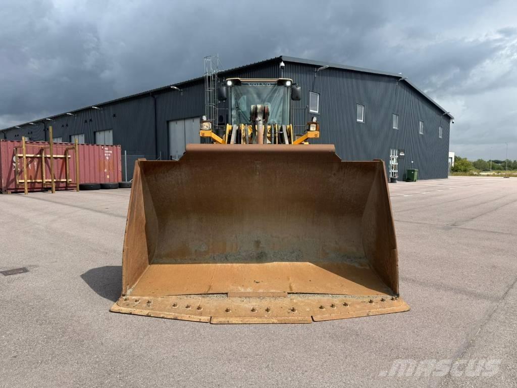 Volvo L 180 G  휠로우더
