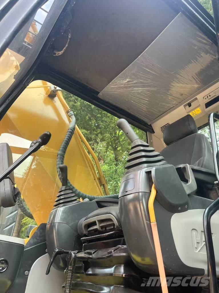 CAT 325 D L 대형 굴삭기 29톤 이상