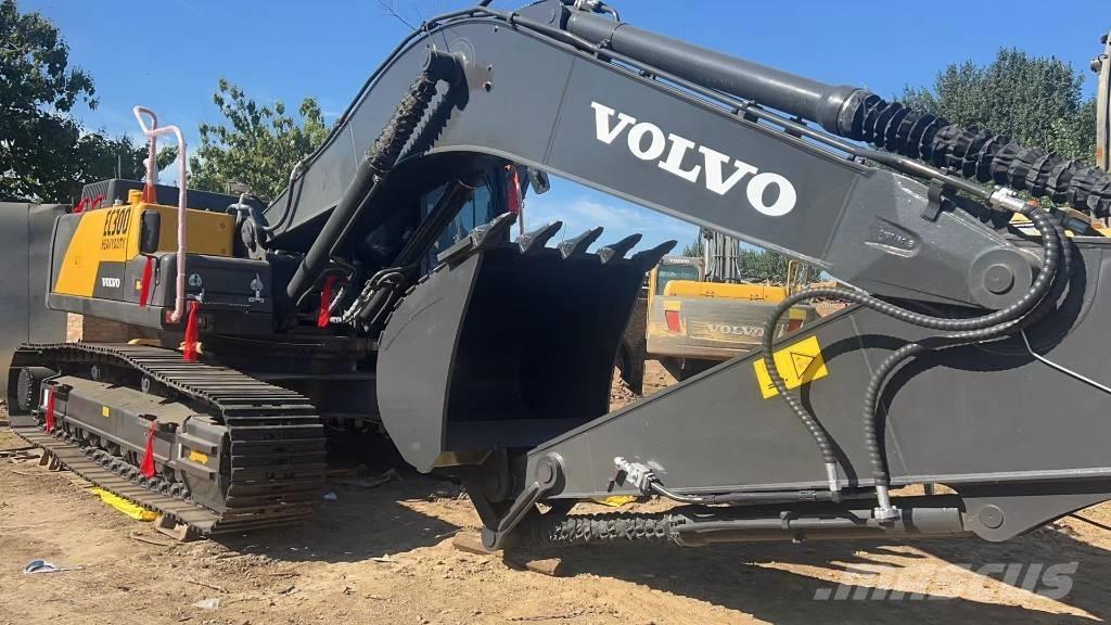 Volvo EC300D 소형 굴삭기 7톤 미만