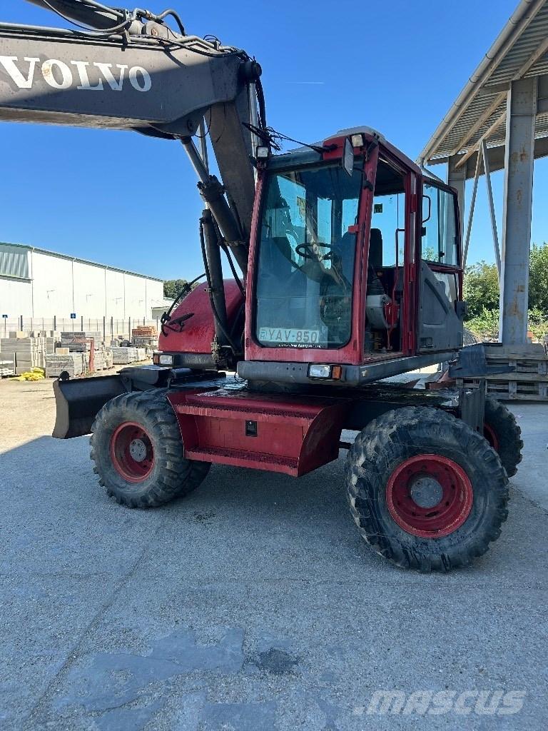 Volvo EW 140  휠 굴삭기