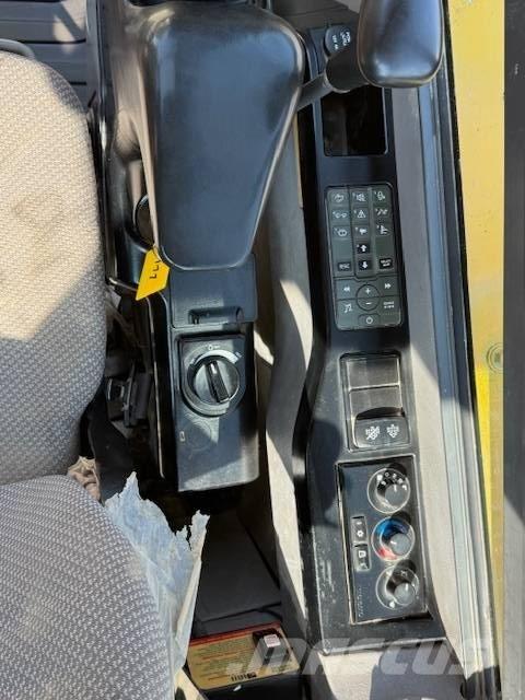 Volvo ECR 88 D 중형굴삭기 7톤-28톤