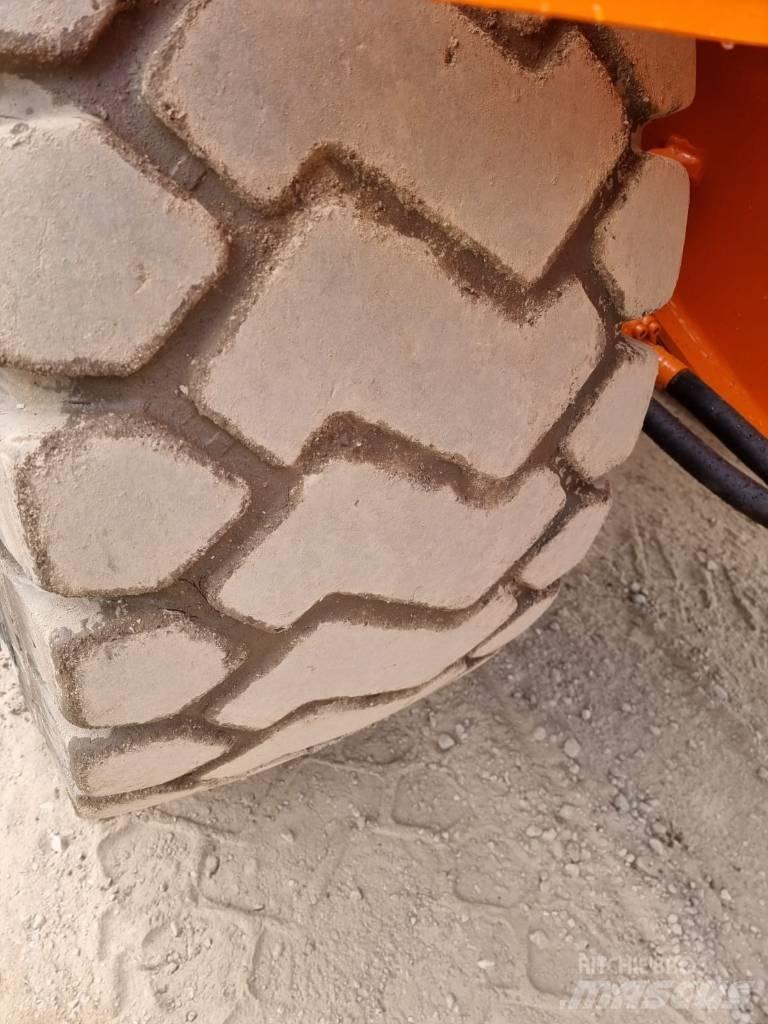 Doosan DL 300-3  휠로우더