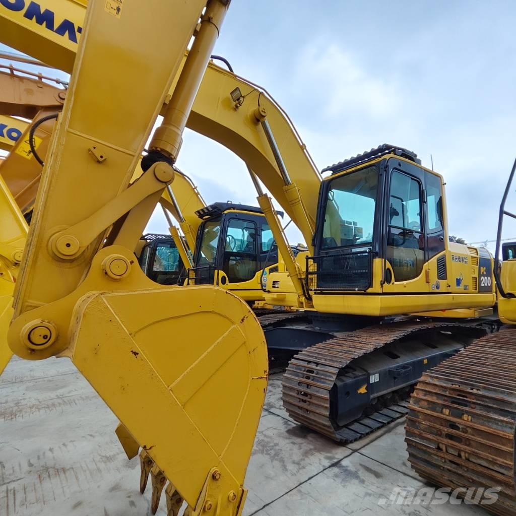 Komatsu PC 200-7 대형 굴삭기 29톤 이상