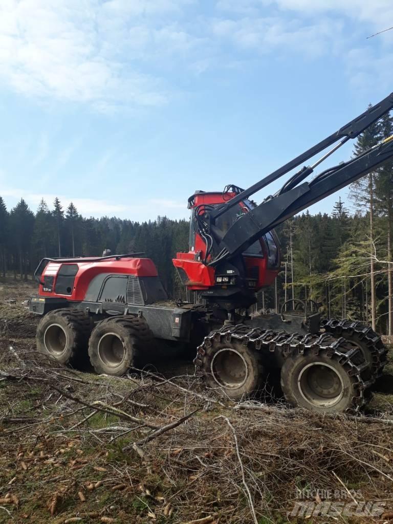 Komatsu 931 XC 원목 하베스터