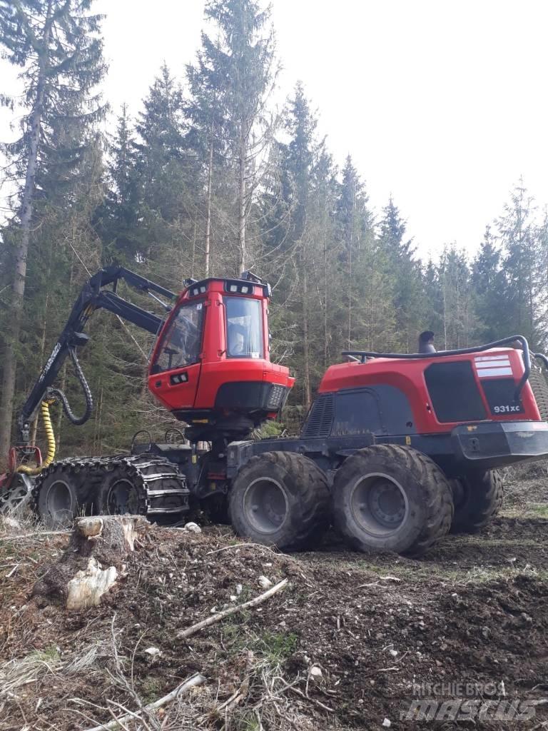 Komatsu 931 XC 원목 하베스터