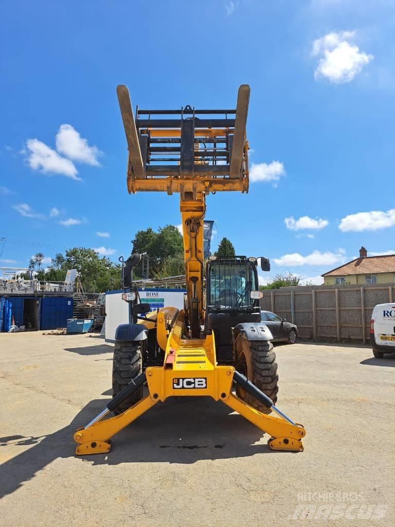 JCB 535 V 125 텔러 핸들러