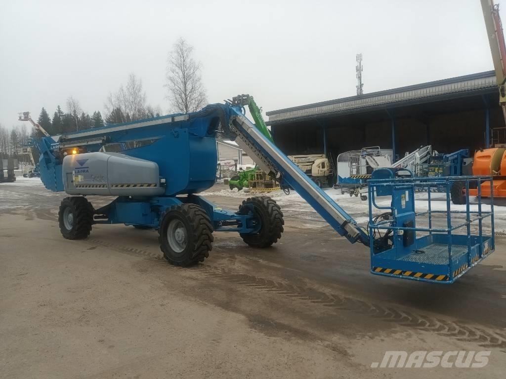 Genie Z 135/70 RT 관절형 전동이동 리프트
