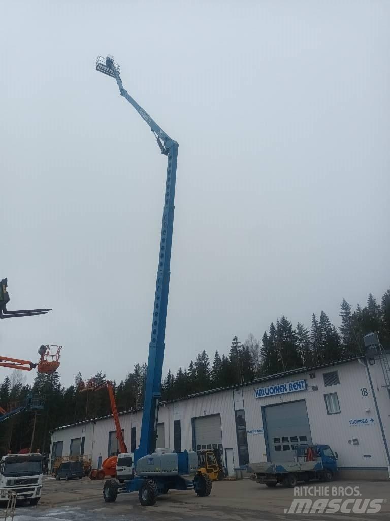 Genie Z 135/70 RT 관절형 전동이동 리프트
