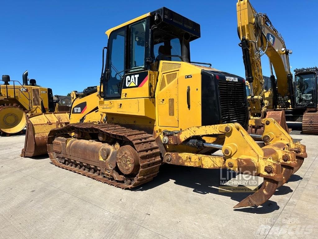 CAT 973D 궤도식 로우더