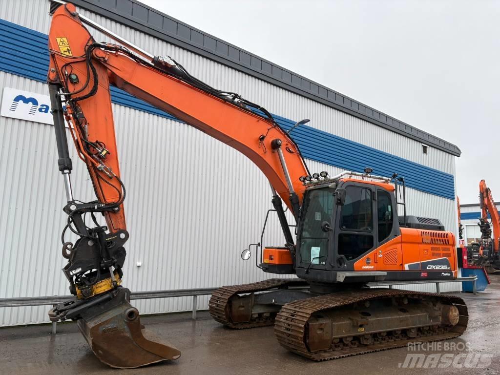Doosan DX235LC-5 대형 굴삭기 29톤 이상