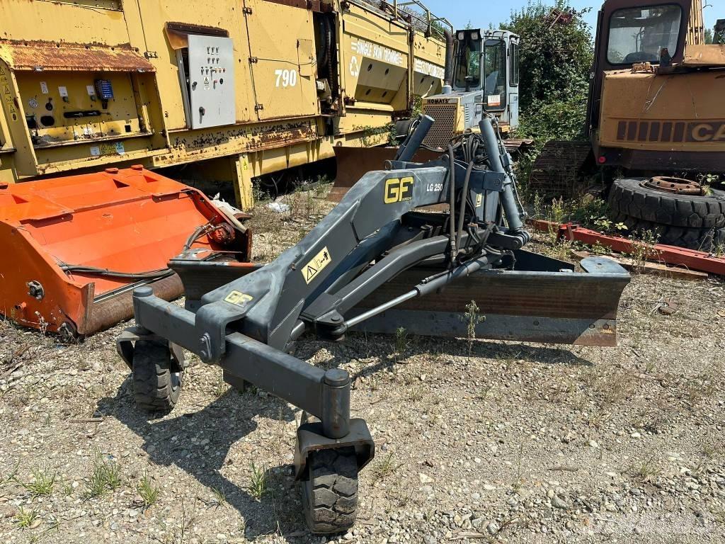 GF Gordoni LG250 그레이더