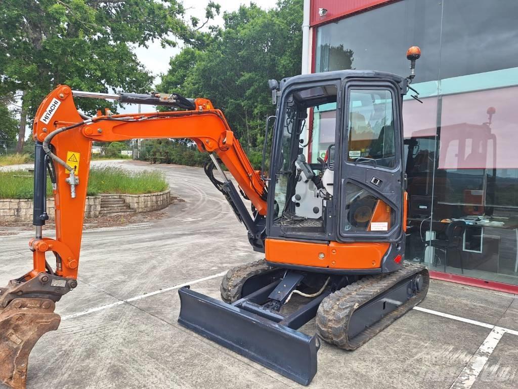 Hitachi ZX33-5A 소형 굴삭기 7톤 미만