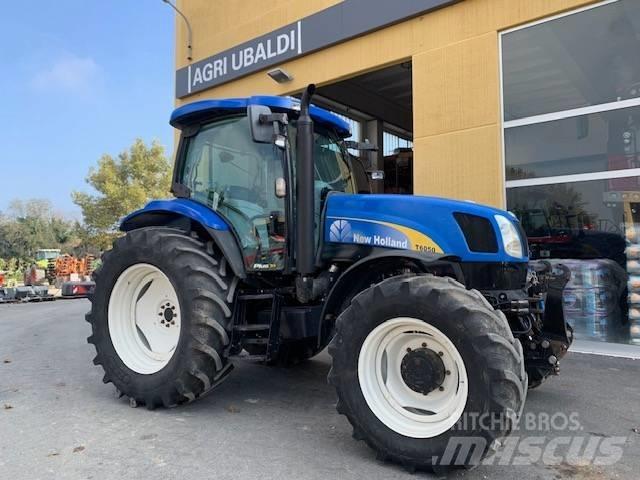 New Holland T 6050 트랙터