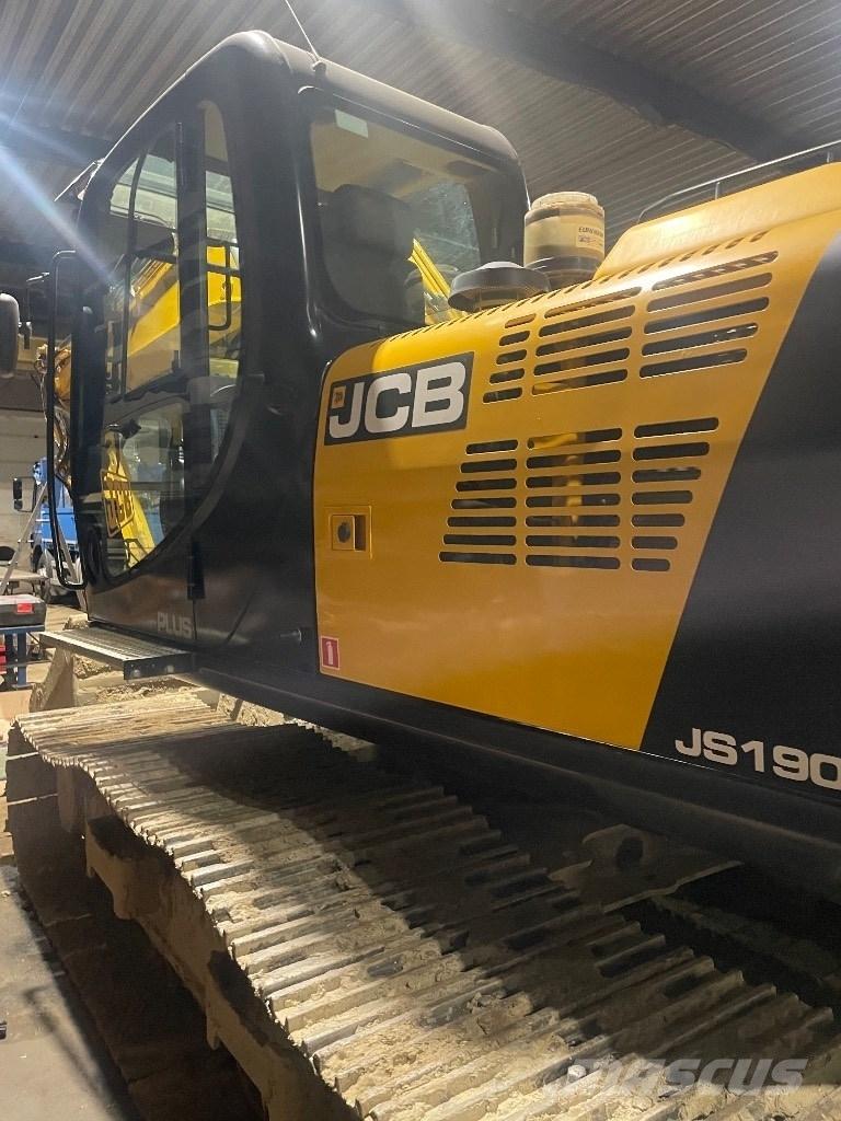 JCB JS 190 LC 대형 굴삭기 29톤 이상