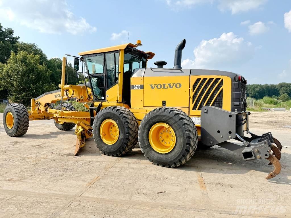 Volvo G970 + RIPPER 그레이더
