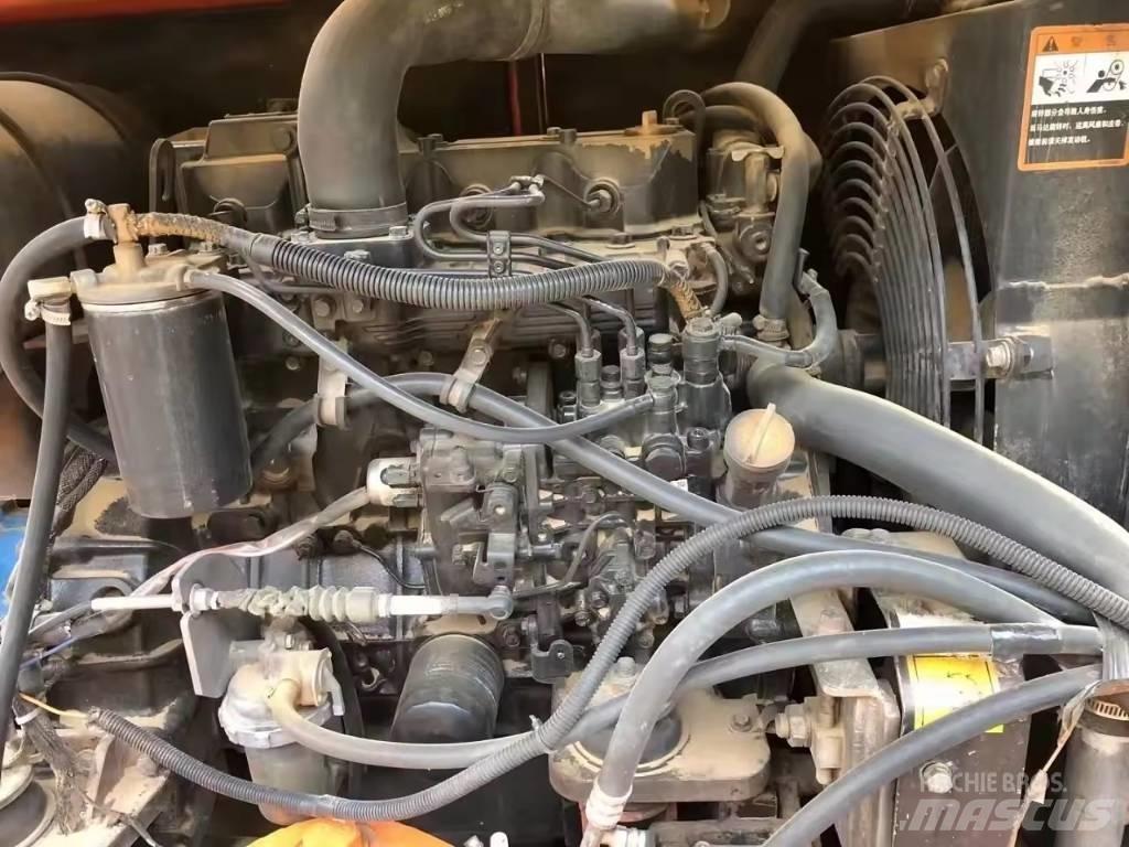Doosan DH 80 중형굴삭기 7톤-28톤
