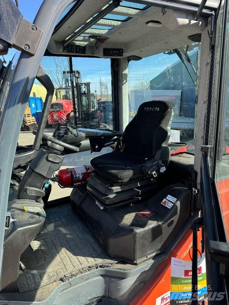 Toyota 02-8FDF30 디젤 지게차