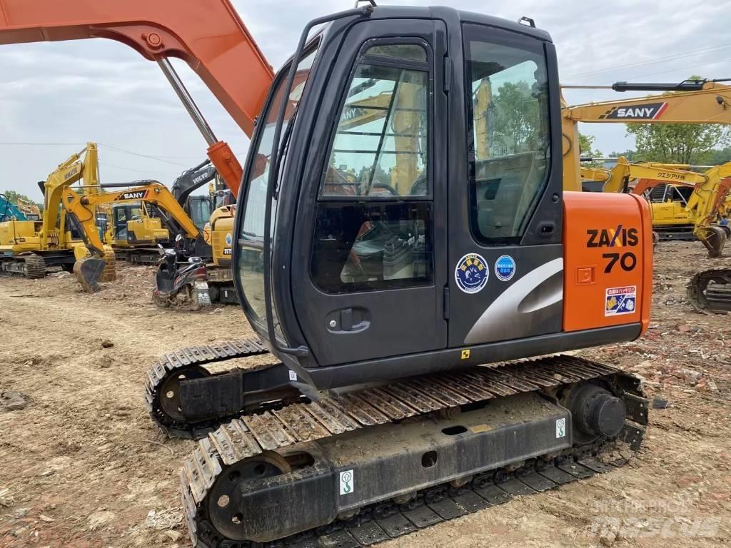 Hitachi ZX 70 대형 굴삭기 29톤 이상