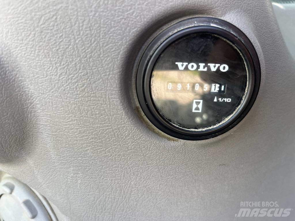 Volvo EC 300 EL 대형 굴삭기 29톤 이상