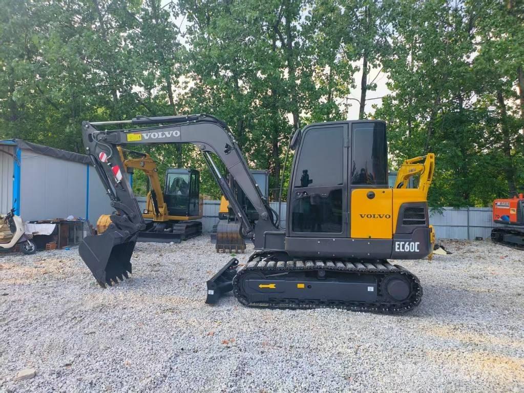 Volvo EC 60 대형 굴삭기 29톤 이상