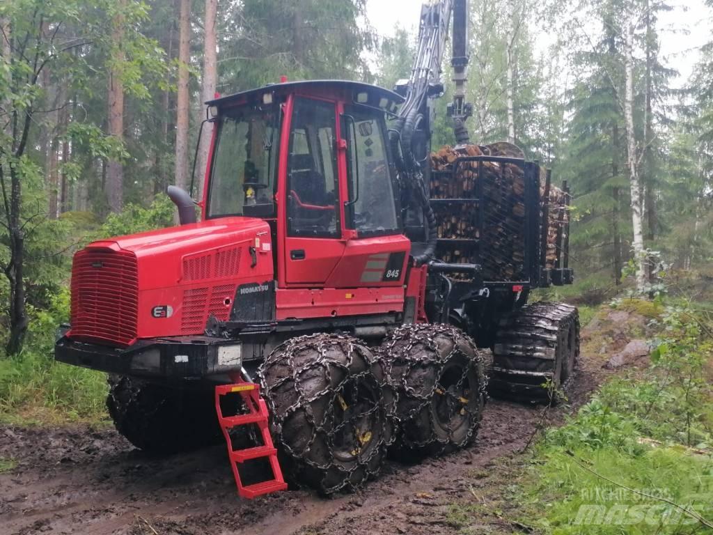 Komatsu 845 원목 포워더