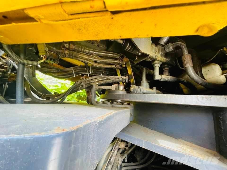 Komatsu wa470  휠로우더
