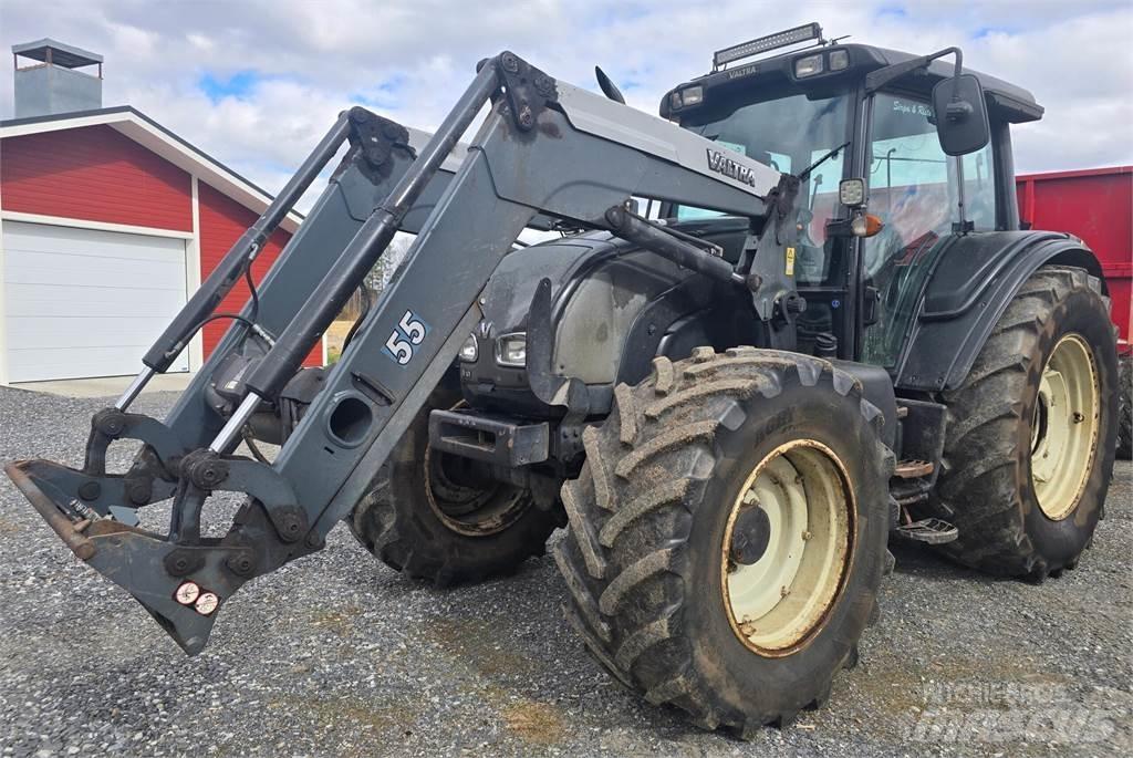Valtra N141 HiTech 트랙터