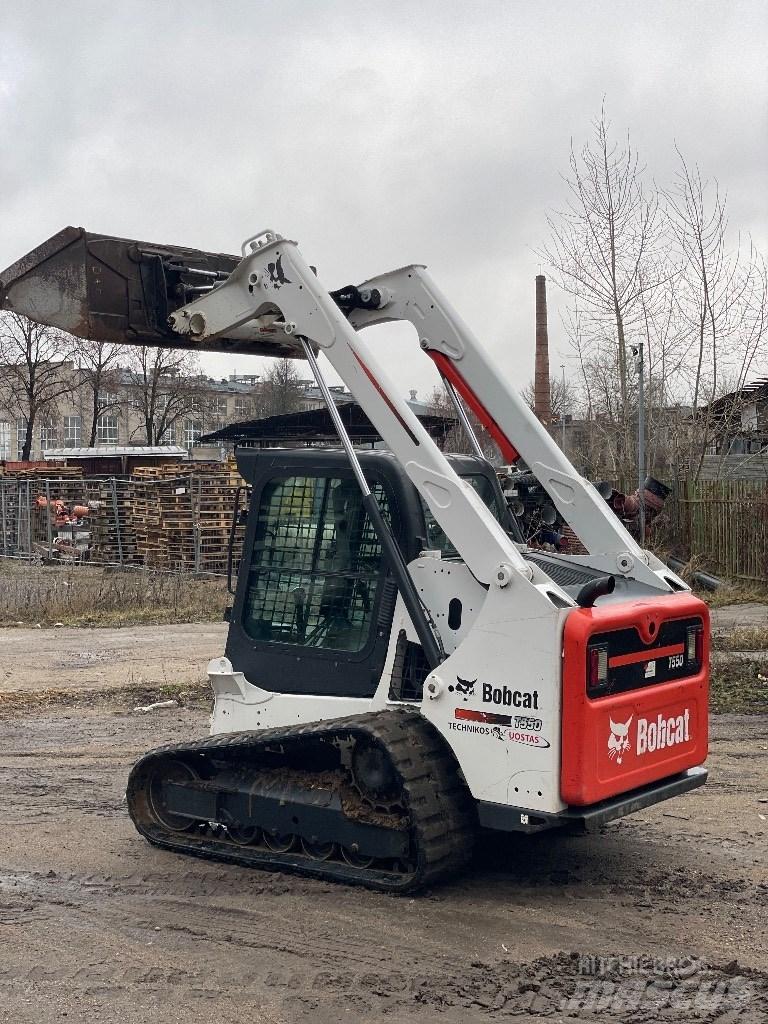 Bobcat T550  스키드로더