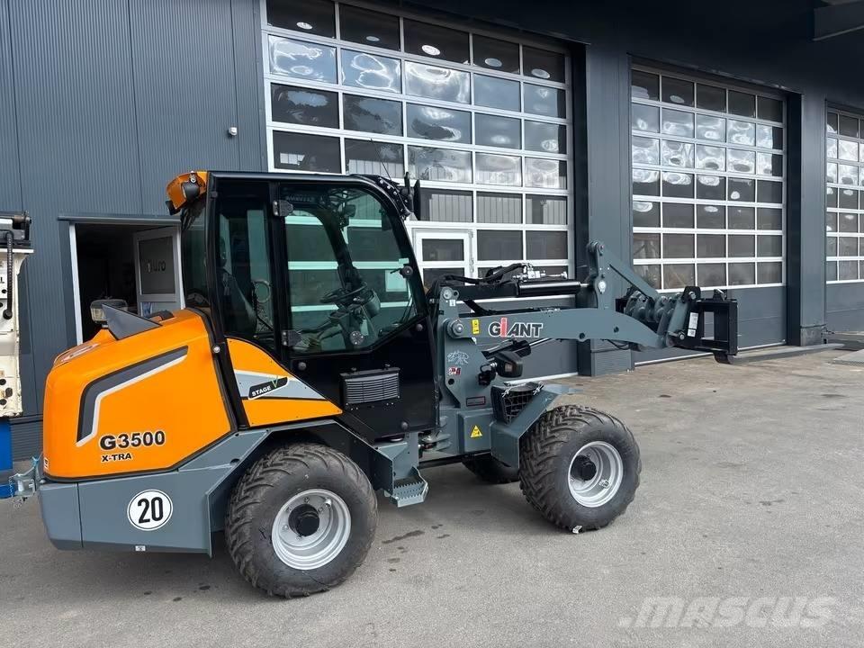 GiANT G 3500 X-tra  휠로우더