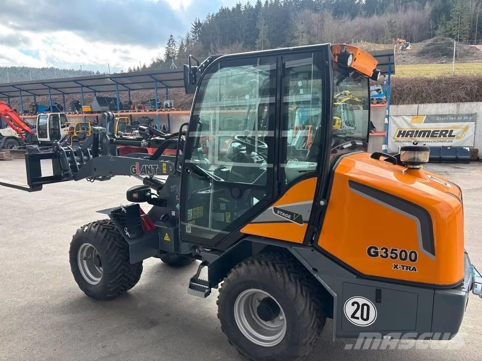 GiANT G 3500 X-tra  휠로우더