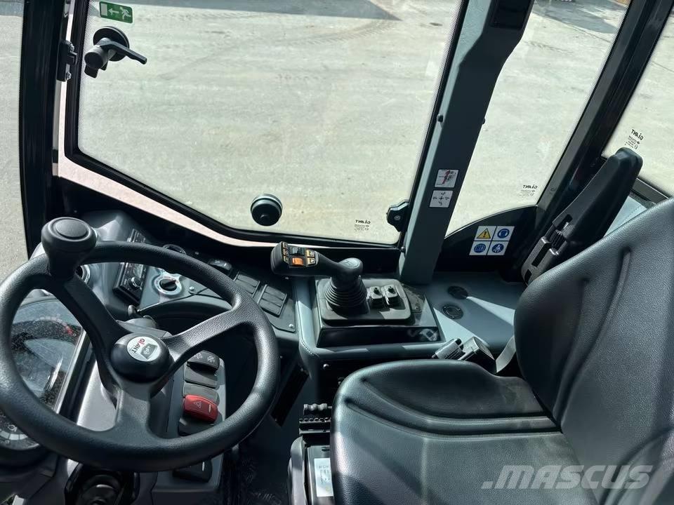 GiANT G 3500 X-tra  휠로우더