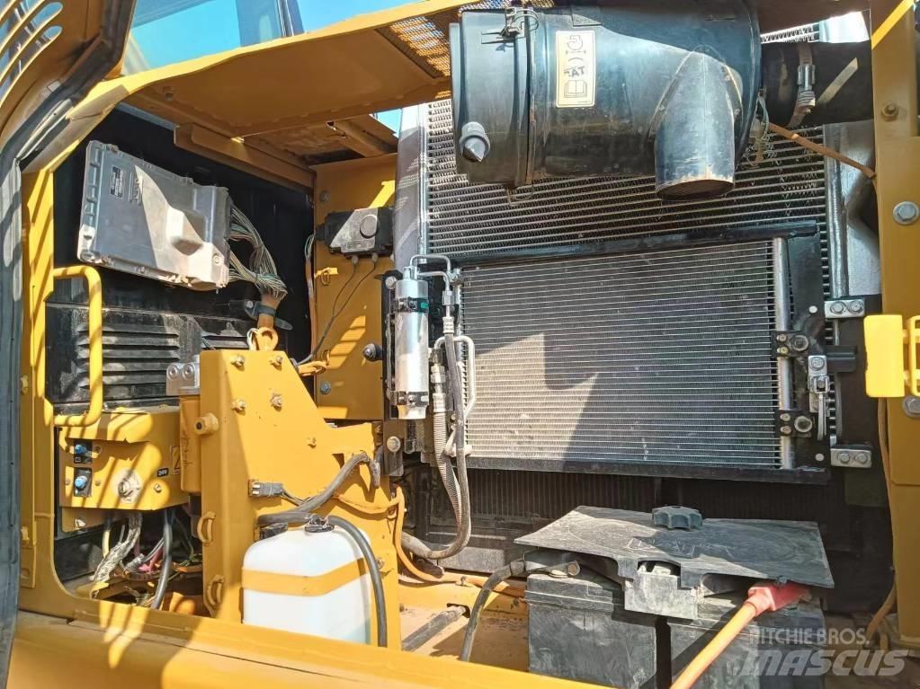 CAT 315D2GC 대형 굴삭기 29톤 이상
