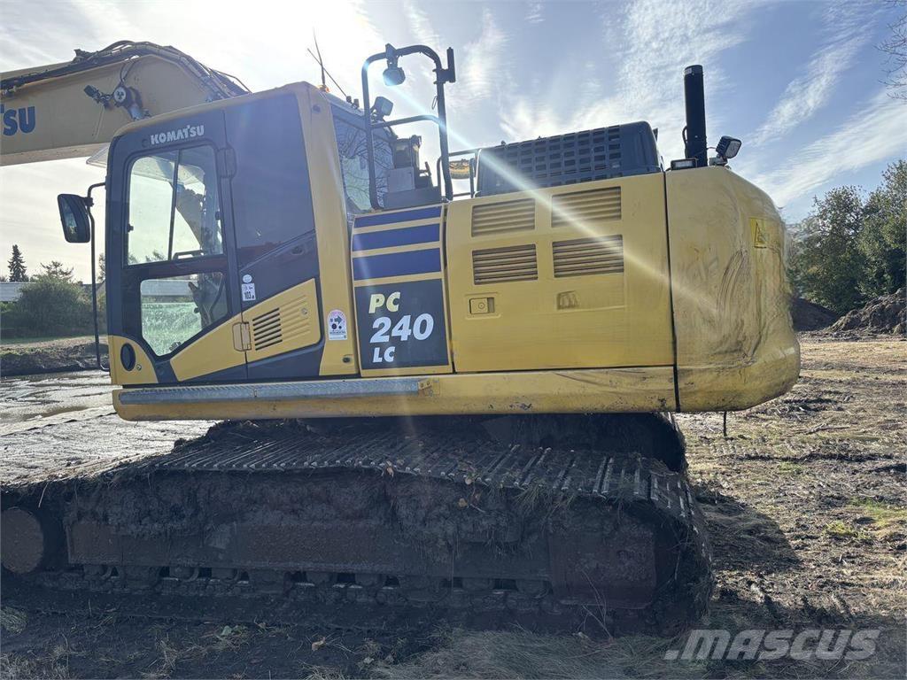 Komatsu PC240LC-11 대형 굴삭기 29톤 이상