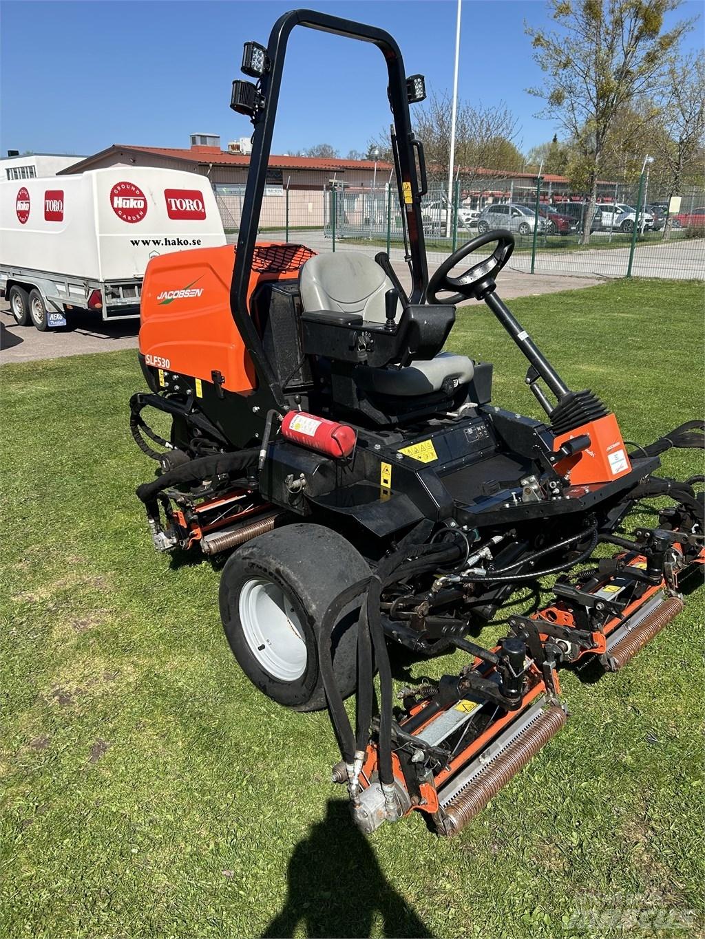 Jacobsen SLF530 페어웨이 잔디깎기