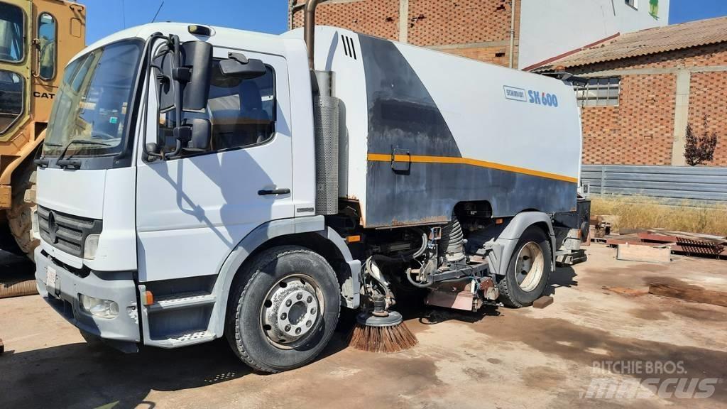 Mercedes-Benz SK600 청소 트럭