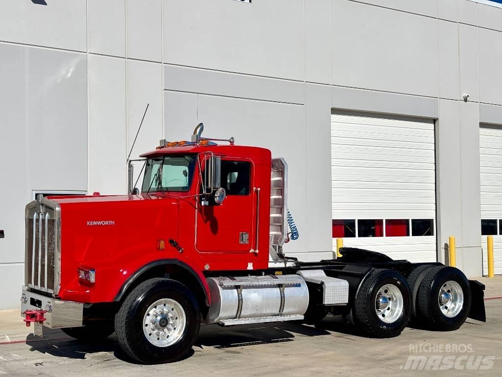 Kenworth T 800 트랙터 유닛