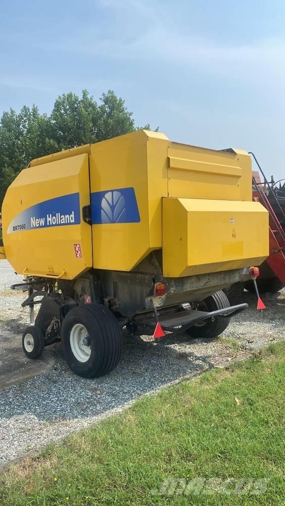 New Holland BR 7060 원형 곤포기