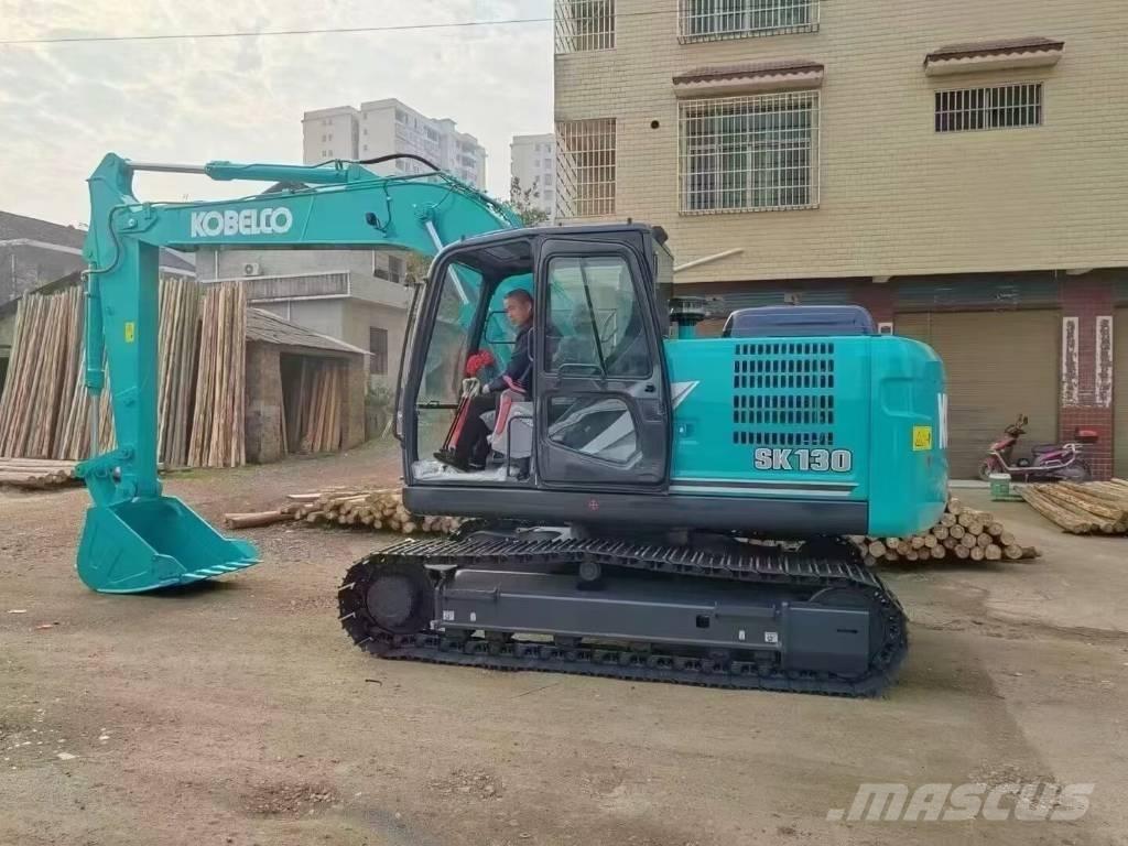 Kobelco SK130-11 중형굴삭기 7톤-28톤