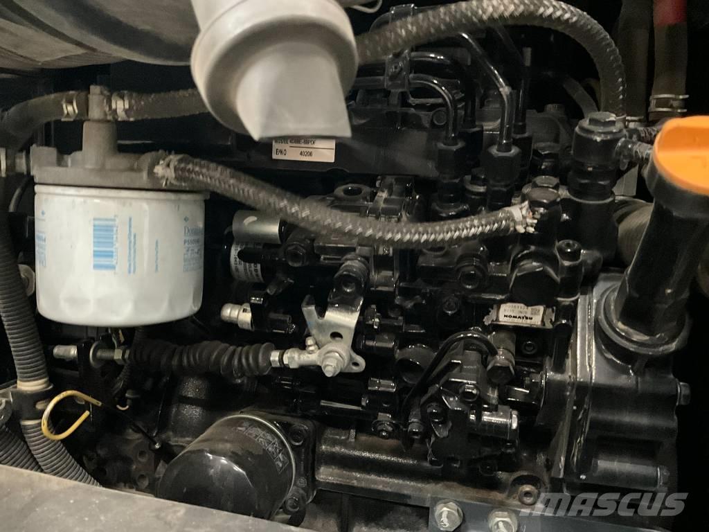 Komatsu PC 55 MR-3 소형 굴삭기 7톤 미만