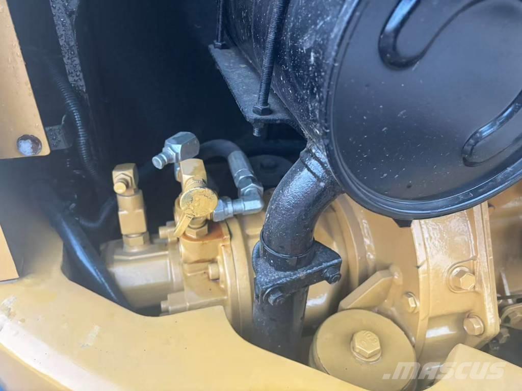 CAT 305 C CR 소형 굴삭기 7톤 미만