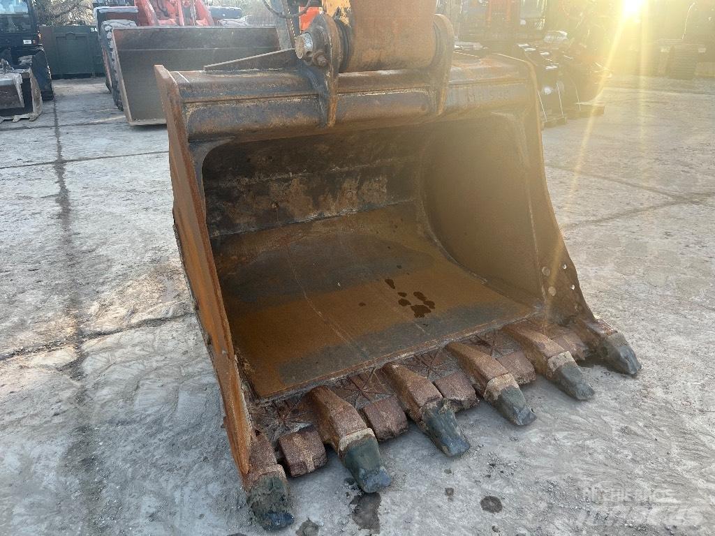 Hyundai HX 330 L 대형 굴삭기 29톤 이상