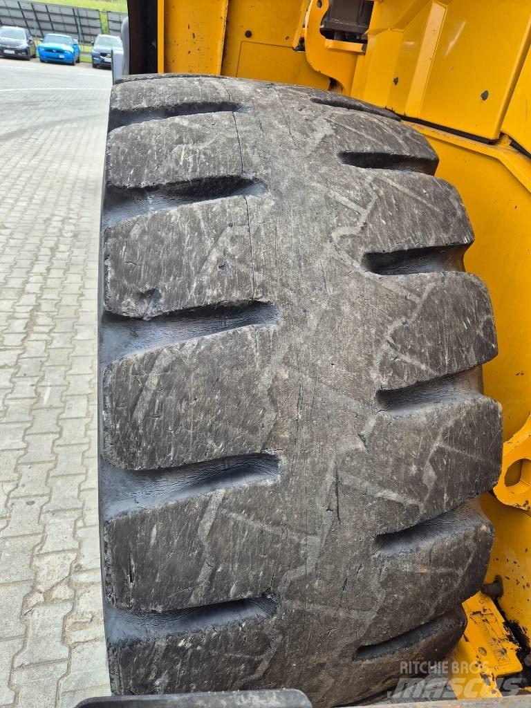 Volvo L 180 H  휠로우더
