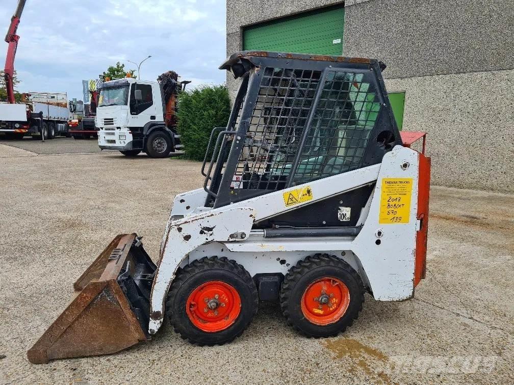 Bobcat S70  스키드로더