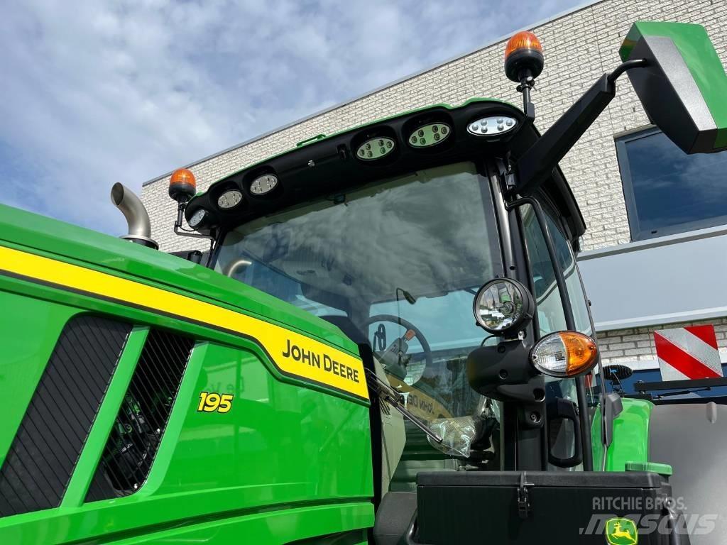 John Deere 6R195 트랙터