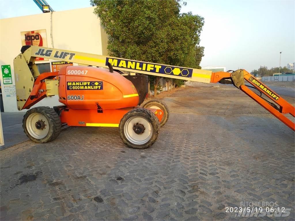 JLG 600AJ 관절형 전동이동 리프트