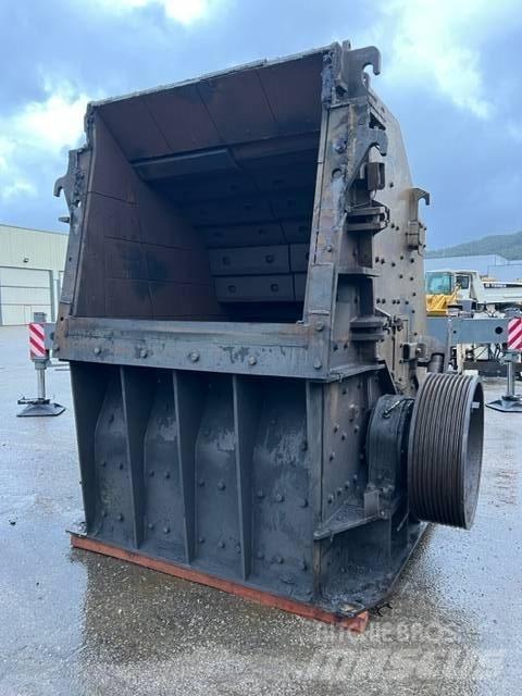 Metso NP 1415 크러셔